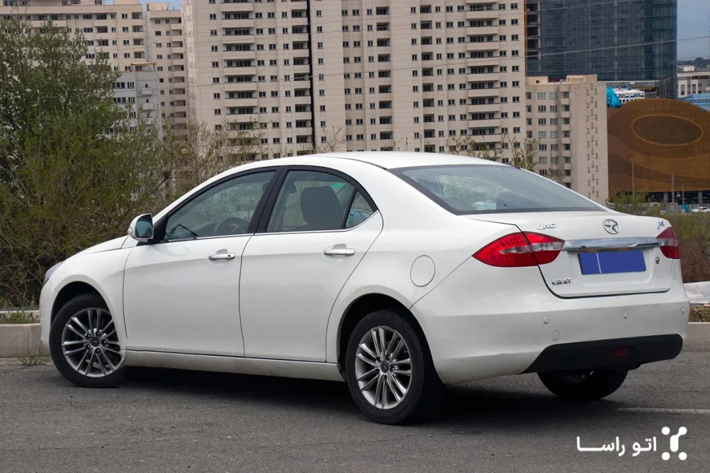 طراحی بدنه جک J5
