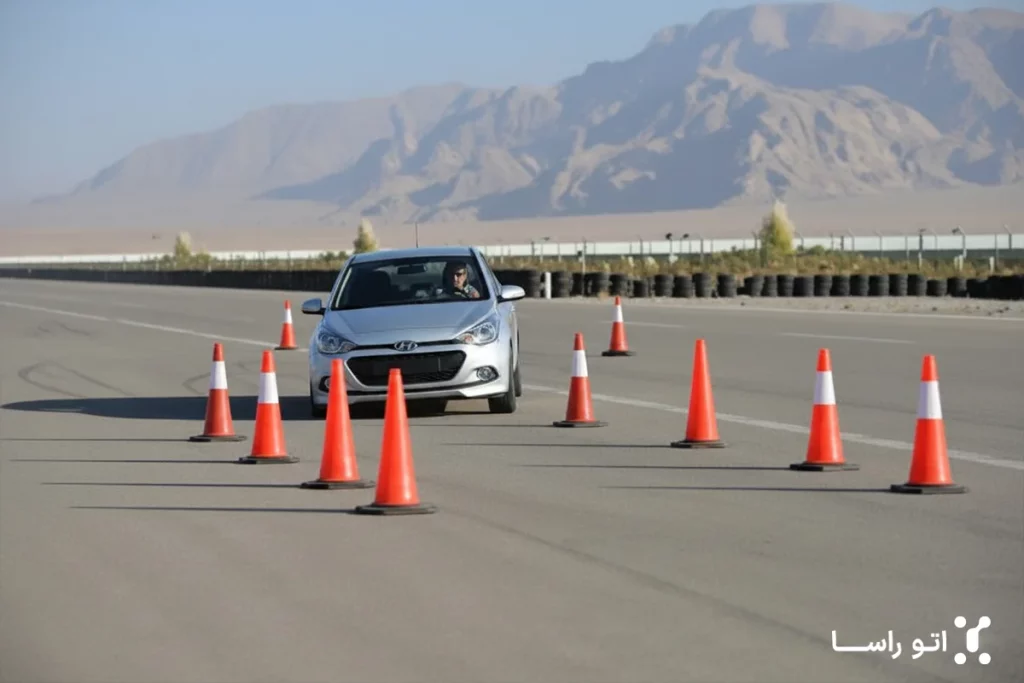 بررسی عملکرد لاستیک بارز در میدان تست
