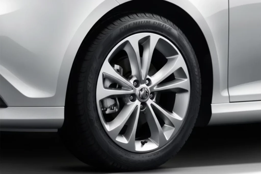 چه لاستیکی برای MG 3 مناسب است؟
