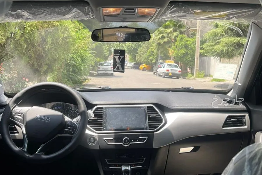 داخل ماشین لیفان X70
